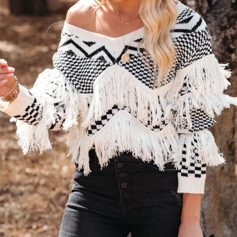 Fringe sweater